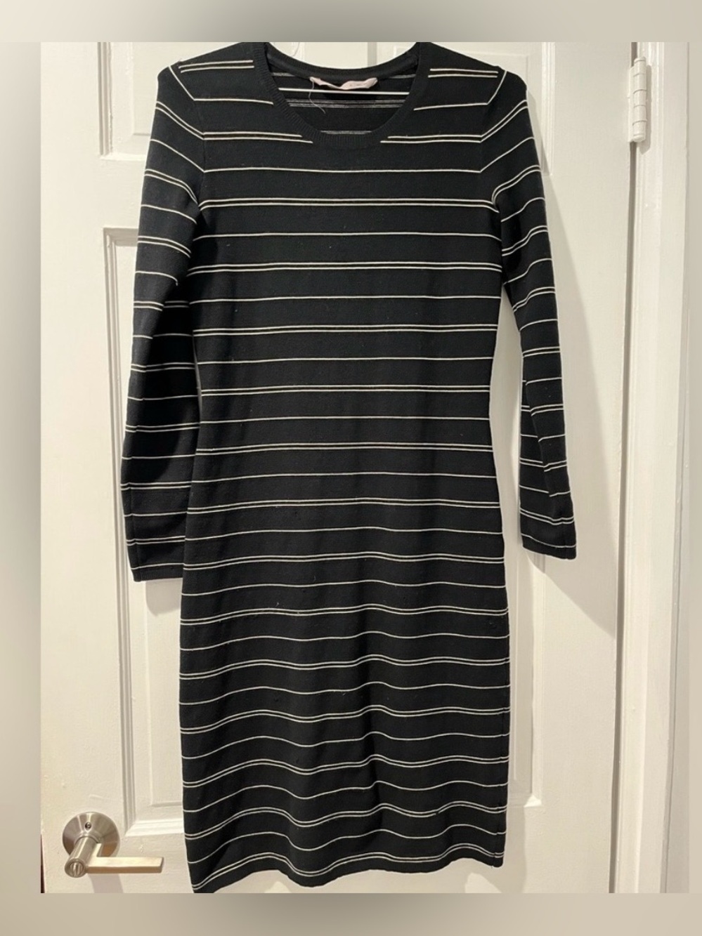 Athleta Sweater Weather Black Wool Dress
Size S